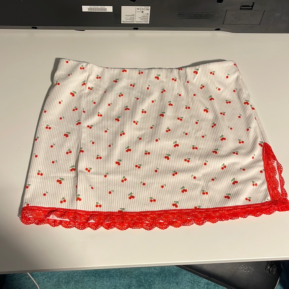 NWT H&M Ribbed Mini Skirt with Red Lace and Cherry Print